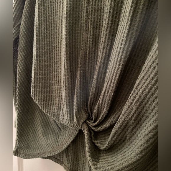 Jackson Rowe Olive Green Waffle Top - Picture 2 of 5